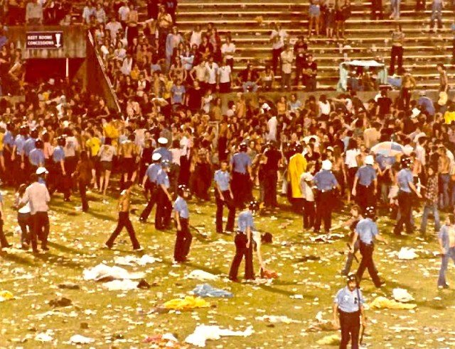 tampa_stadium_1977
